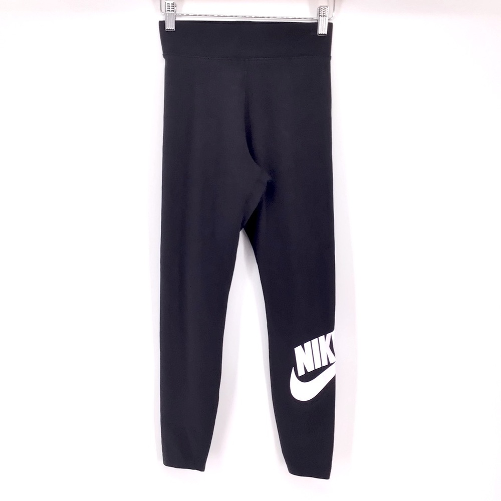 Nike Womens Sportswear Essential High-Waisted Leggings (CZ8528-010) Size Small - Picture 3 of 15